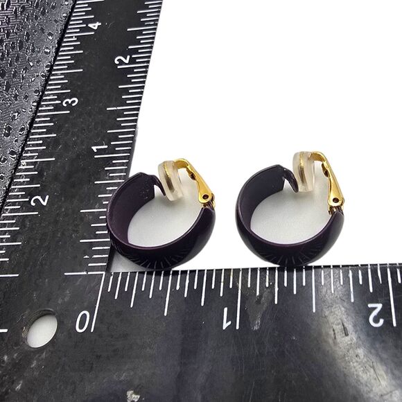 Clip On Hoop Earrings Retro Dark Purple Plum Small Chunky Gold Tone Vintage - Picture 5 of 6